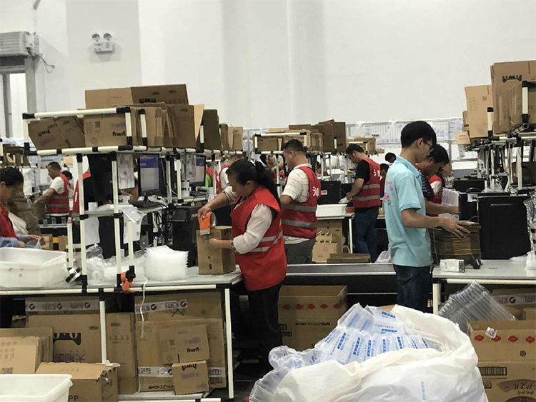 今年618 你剁手了吗？宁波一电商企业成交超220万单02.jpg